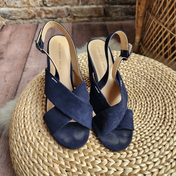 Who What Wear Open Toe Navy Heels - Picture 5 of 5